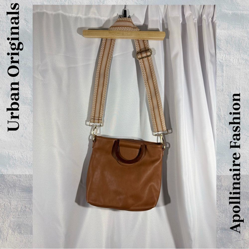 URBAN ORIGINALS OVER SHOULDER HAND BAG TAN NEW - Picture 2 of 5